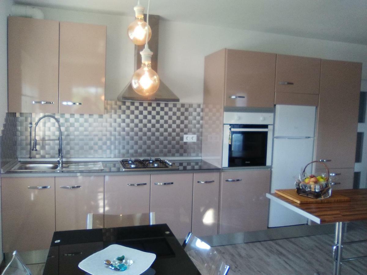 Apartamento En مْبيفيرو المظهر الخارجي الصورة